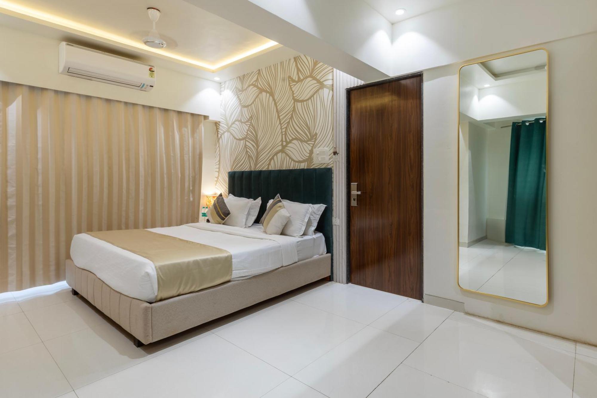 The Orion Premium Suites Mumbai Bagian luar foto