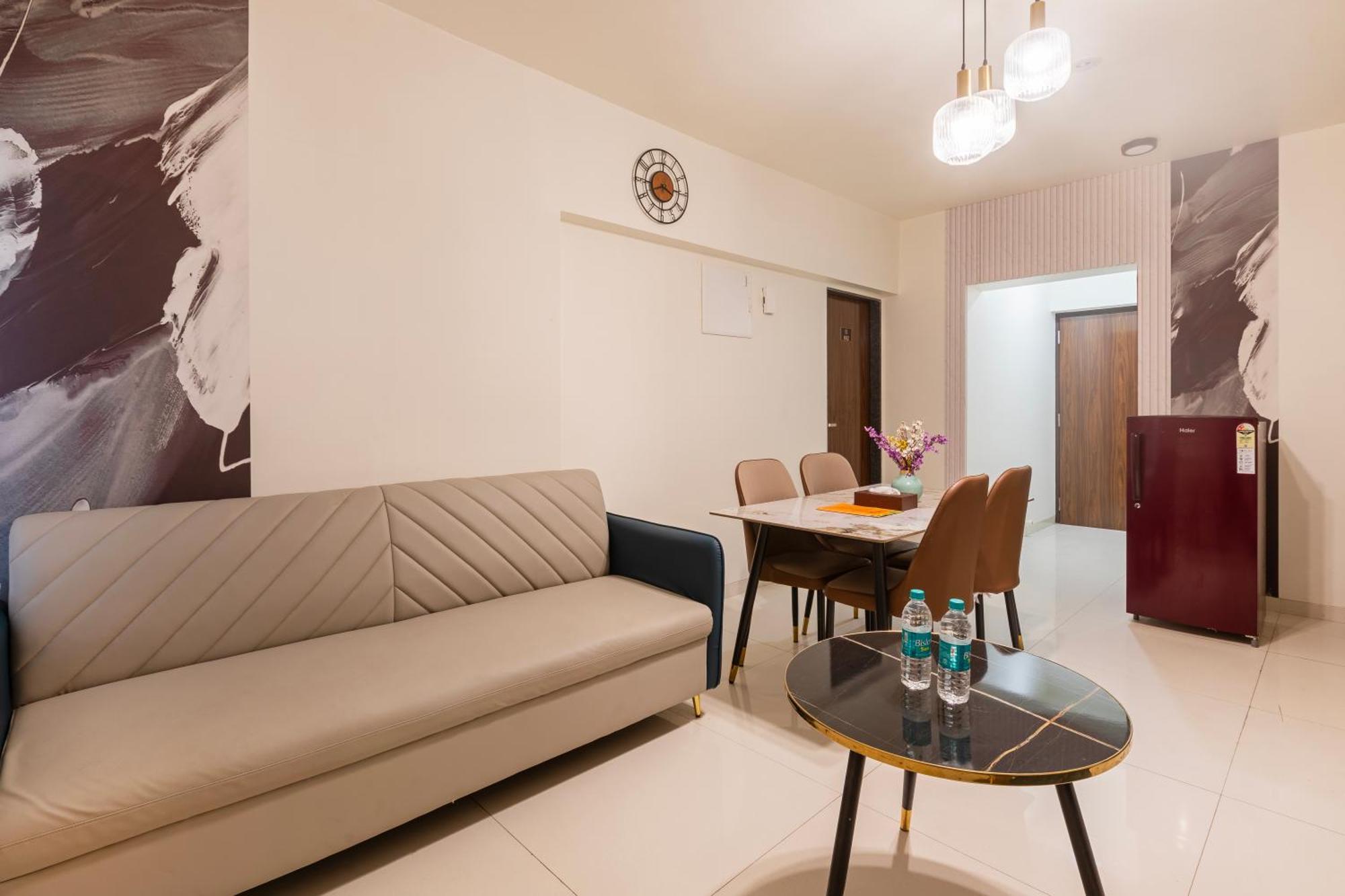 The Orion Premium Suites Mumbai Bagian luar foto